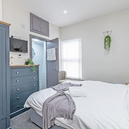 3 Bedroom Holiday House Liverpool Dış mekan fotoğraf